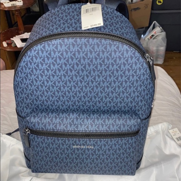 Michael Kors combo backpack - Picture 2 of 10